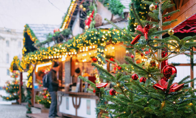 Cart-Intn_Best-Christmas-Markets_Feature-Image